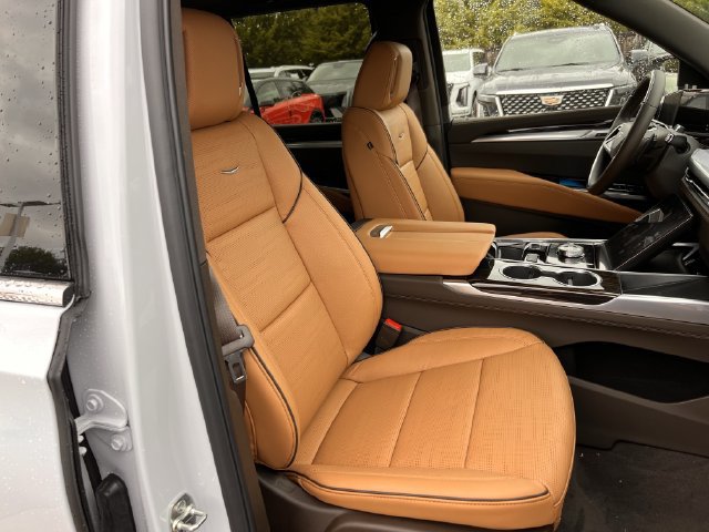 New 2027 Cadillac Escalade ESV Luxury AWD/4WD image 23