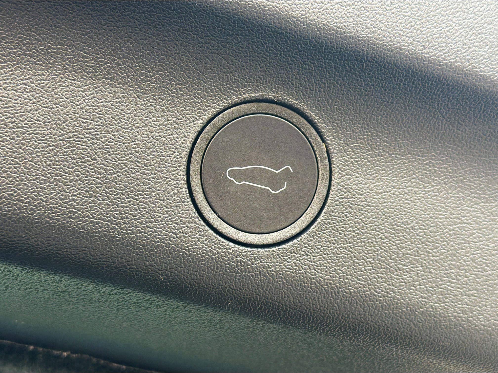 Used 2024 Tesla Model Y Long Range image 29