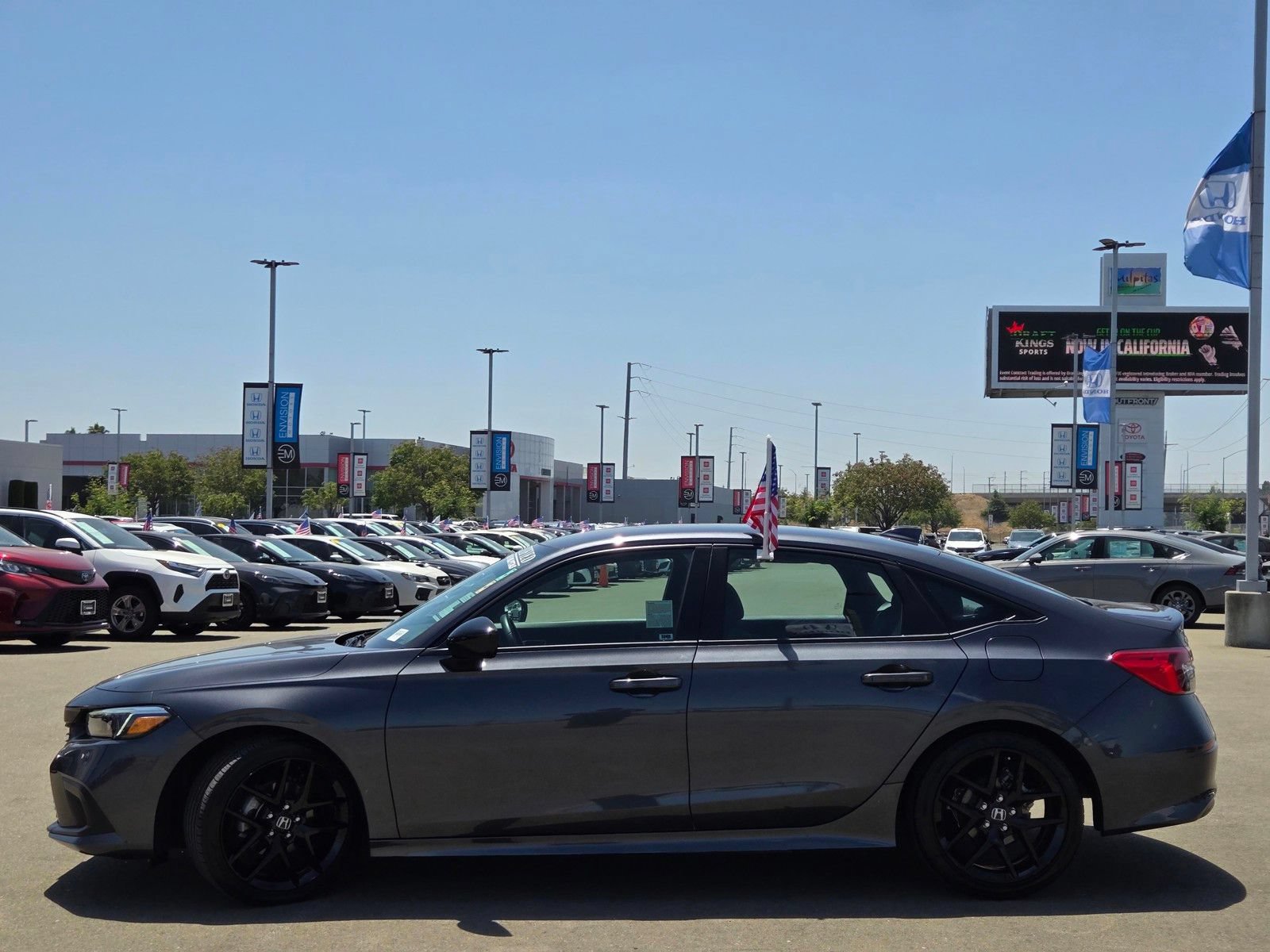 Used 2024 Honda Civic Sport image 4