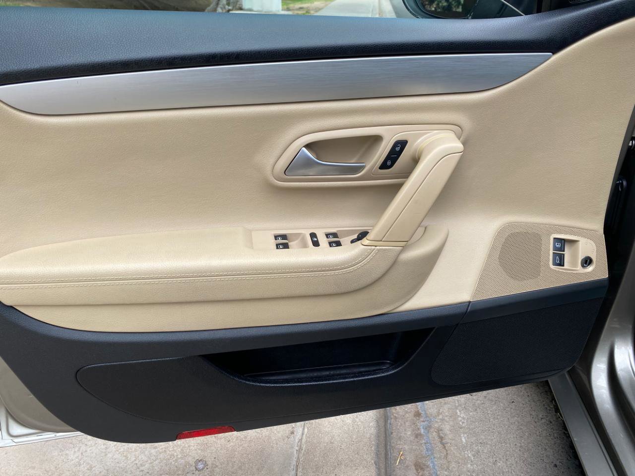 Used 2014 Volkswagen CC Sport image 24