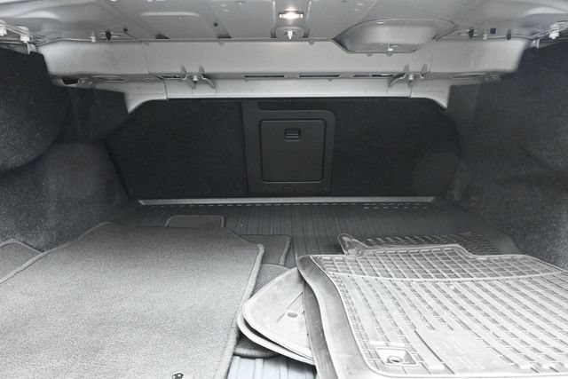 Used 2025 Volvo S60 B5 Plus FWD image 30