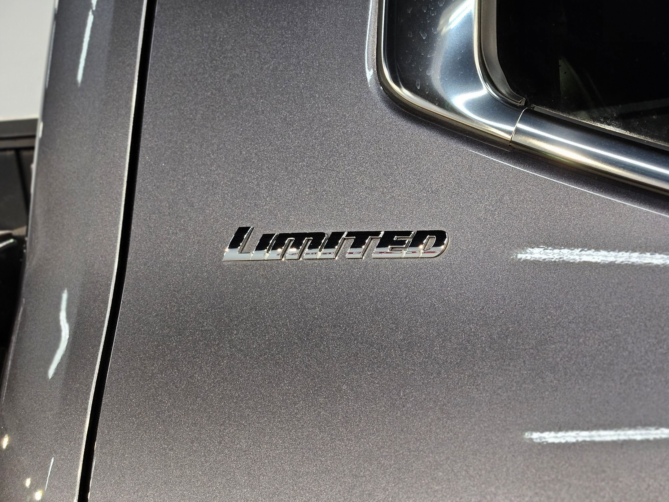 Used 2024 Toyota Tundra Limited image 40