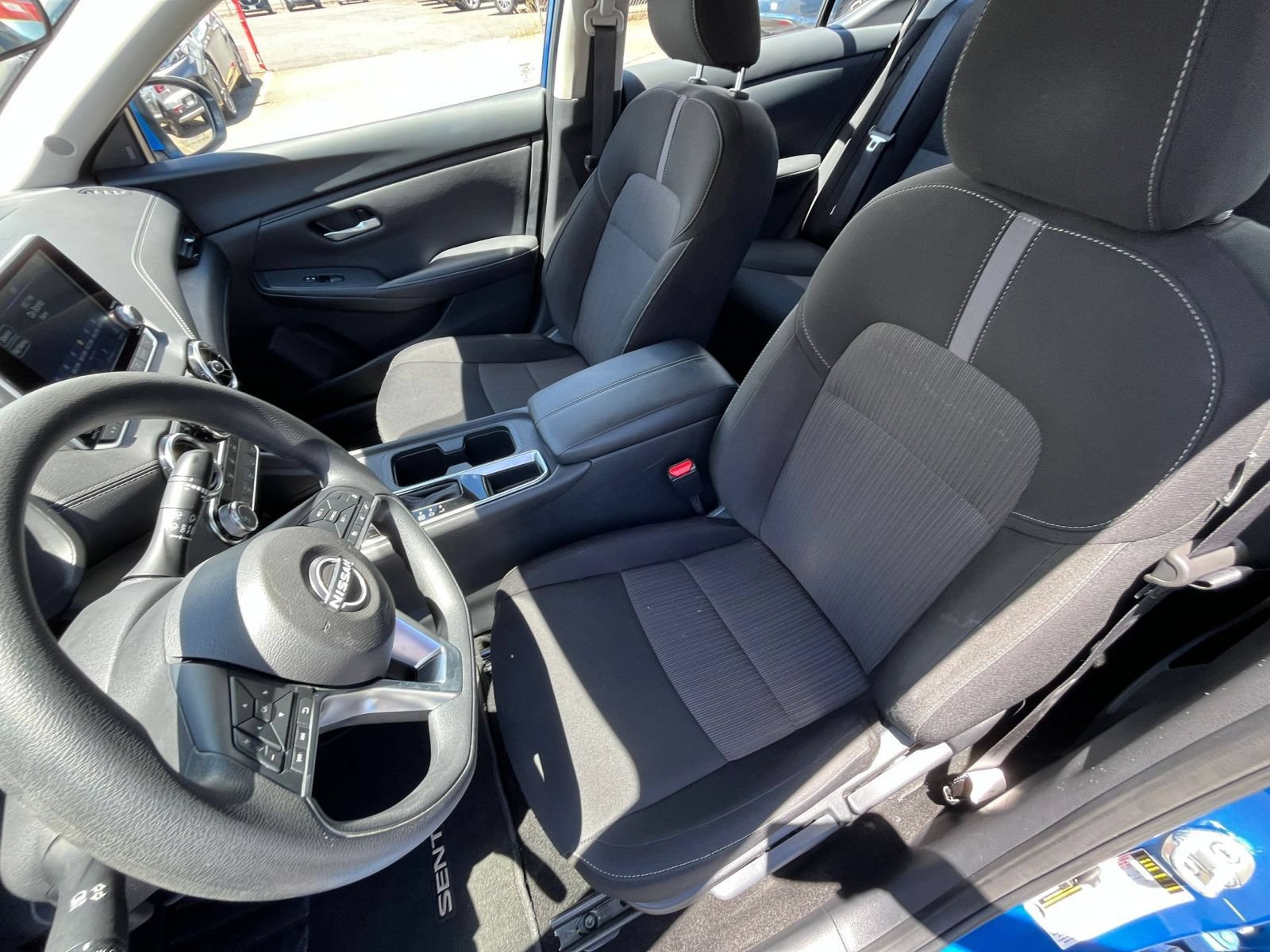 Used 2025 Nissan Sentra SV FWD image 34