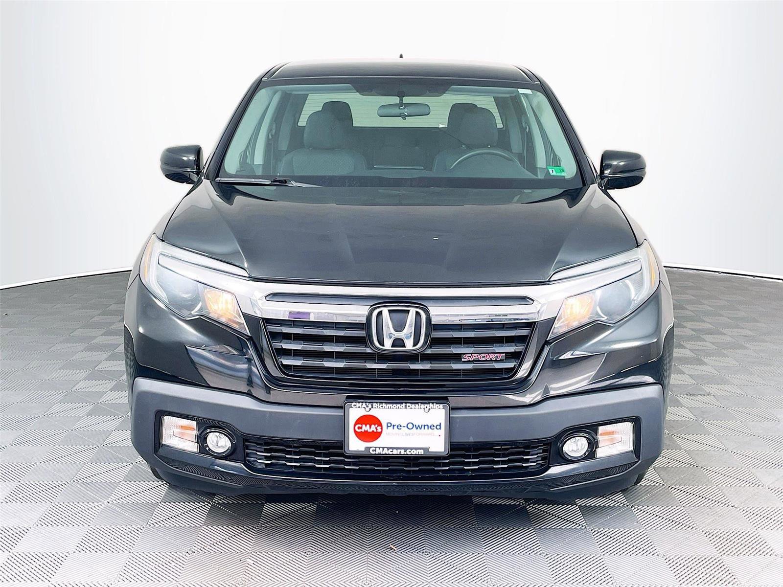 Used 2019 Honda Ridgeline Sport image 2