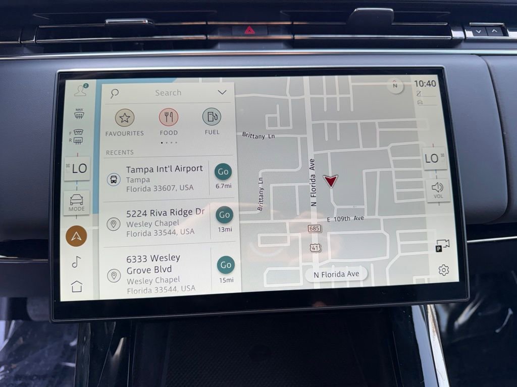 Used 2025 Land Rover Range Rover Sport SE image 22