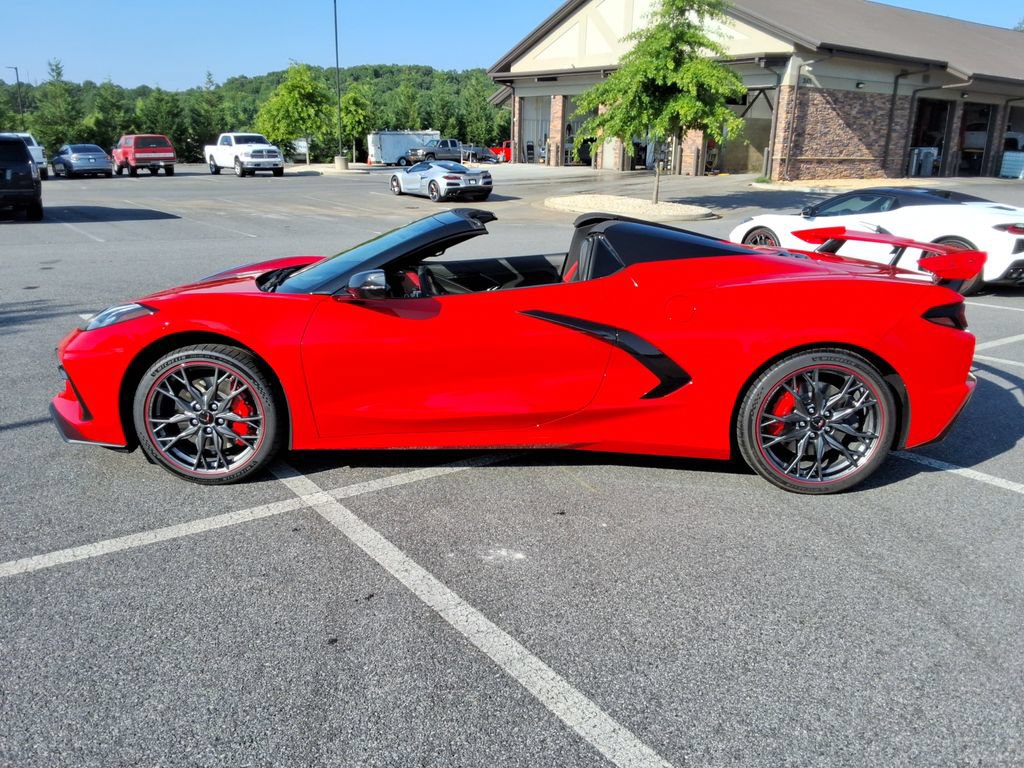 New 2027 Chevrolet Corvette Stingray Convertible w/ Z51 Performance Package RWD image 8