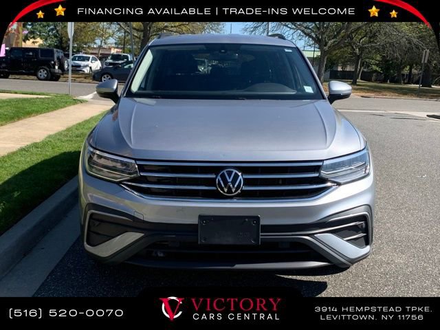 Used 2023 Volkswagen Tiguan S image 2