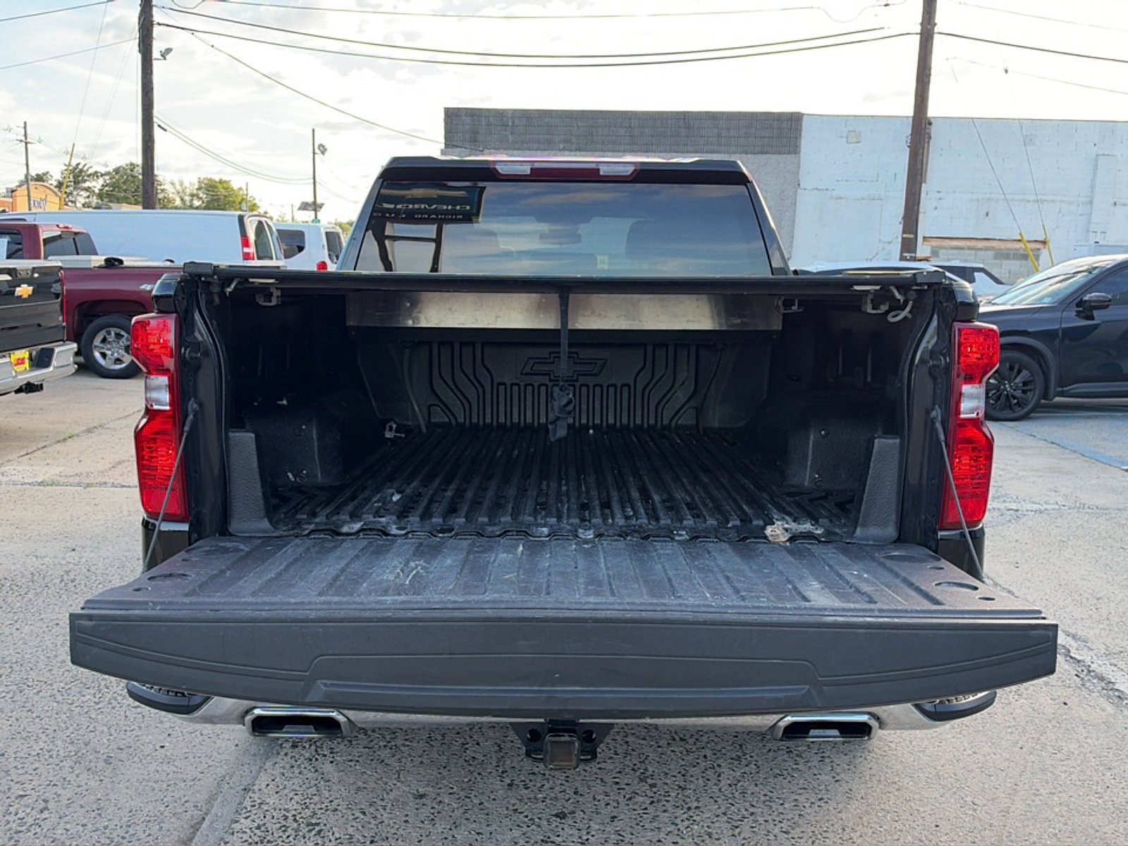 Used 2024 Chevrolet Silverado 1500 LT w/ Z71 Off-Road Package AWD/4WD image 26