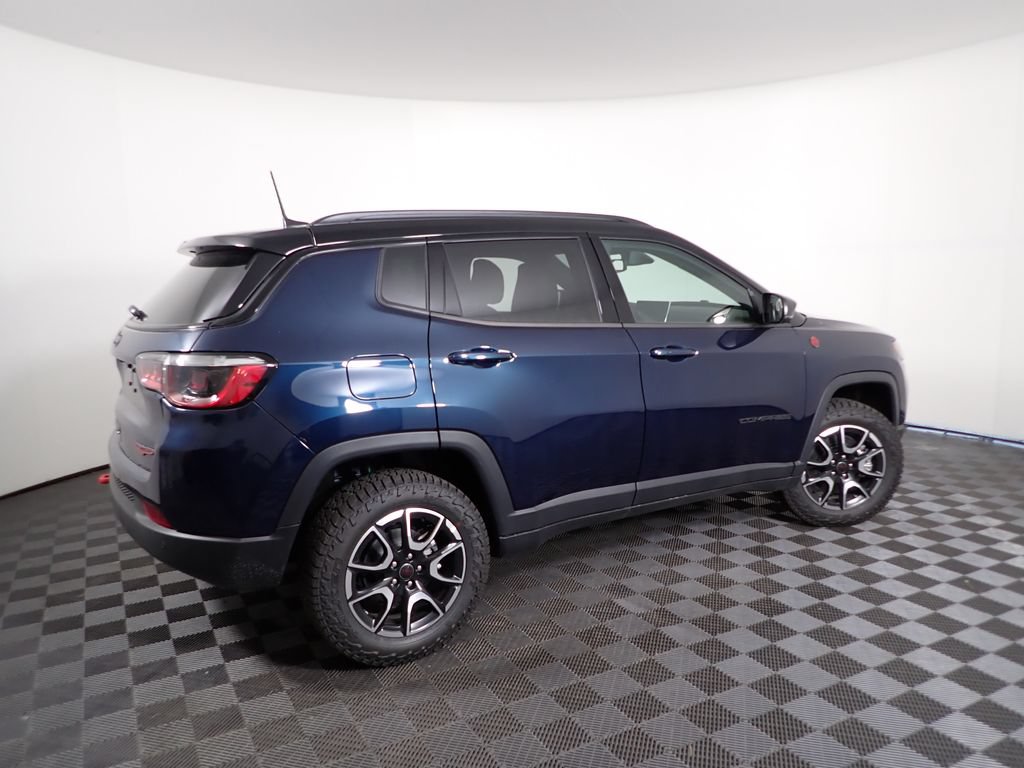 New 2026 Jeep Compass Trailhawk AWD/4WD image 19