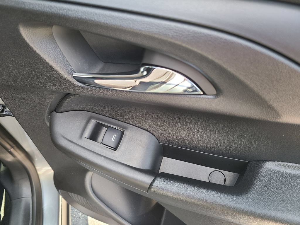 Used 2026 Chevrolet TrailBlazer LT FWD image 15