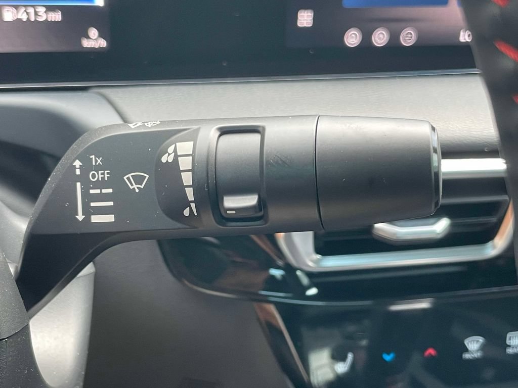 New 2026 Nissan Sentra SR w/ SR Premium Package FWD image 23