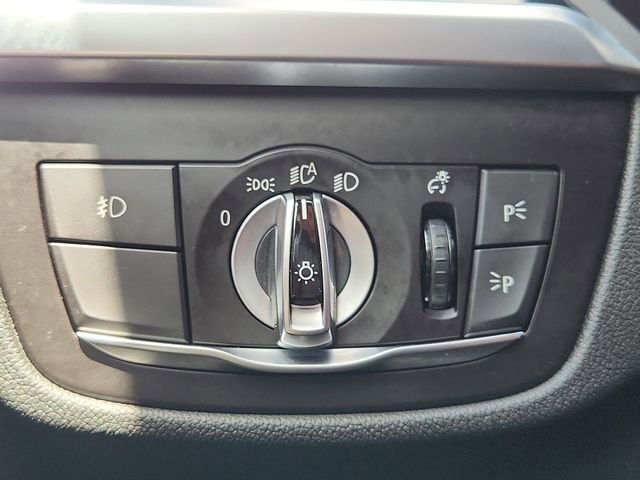 Used 2019 BMW X3 sDrive30i w/ Premium Package image 18