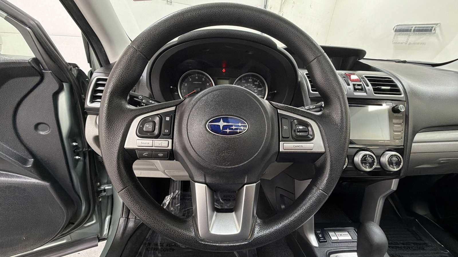 Used 2017 Subaru Forester 2.5i Premium w/ Popular Package #1A image 16