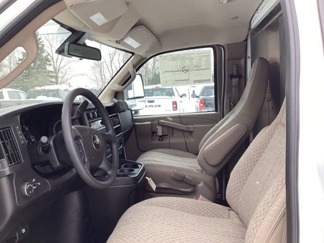 New 2026 Chevrolet Express 3500 w/ Power Convenience Package image 16