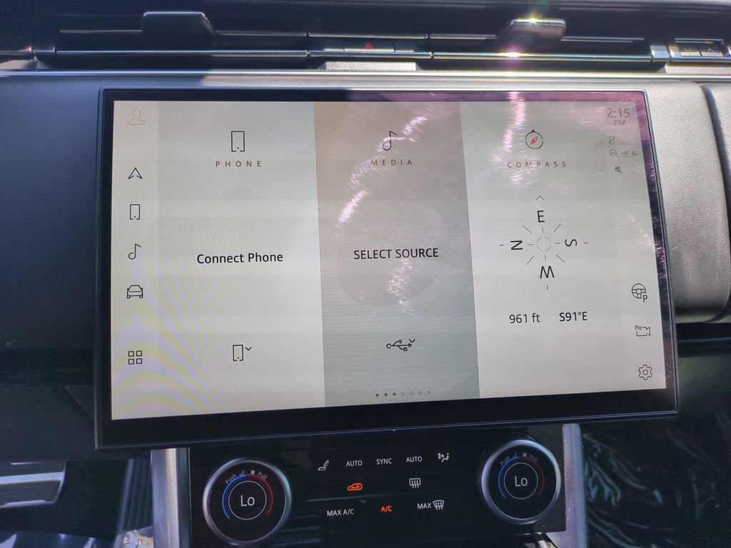 Used 2022 Land Rover Range Rover SE AWD/4WD image 24