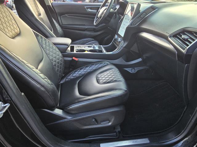 Used 2024 Ford Edge Titanium image 10