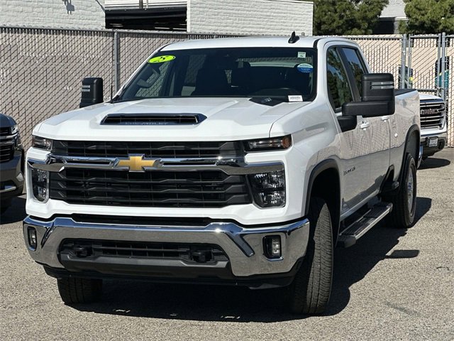Used 2025 Chevrolet Silverado 3500 LT w/ Convenience Package image 8