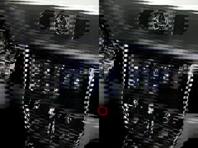 New 2026 Porsche Macan Turbo image 19