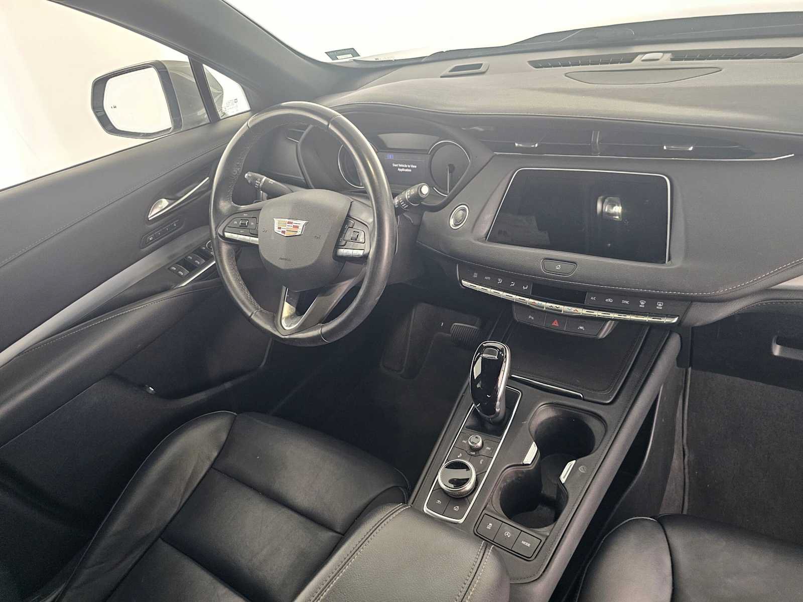 Used 2023 Cadillac XT4 Premium Luxury FWD image 11