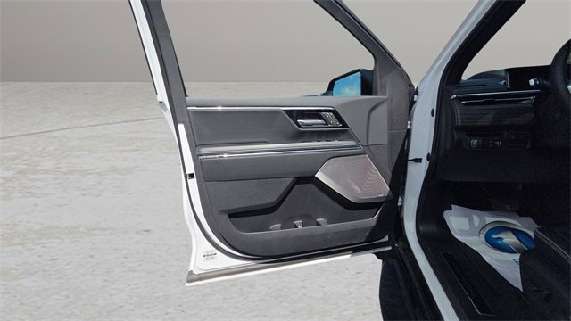 New 2025 GMC Sierra EV Denali image 33