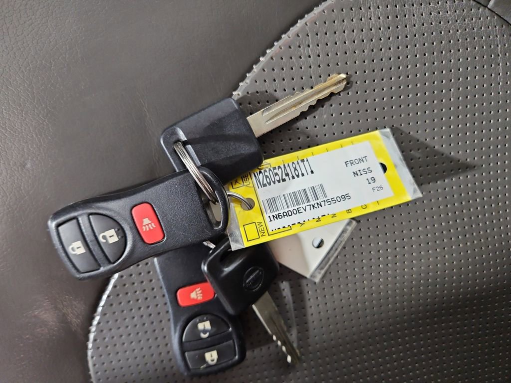 Used 2019 Nissan Frontier SL AWD/4WD image 30