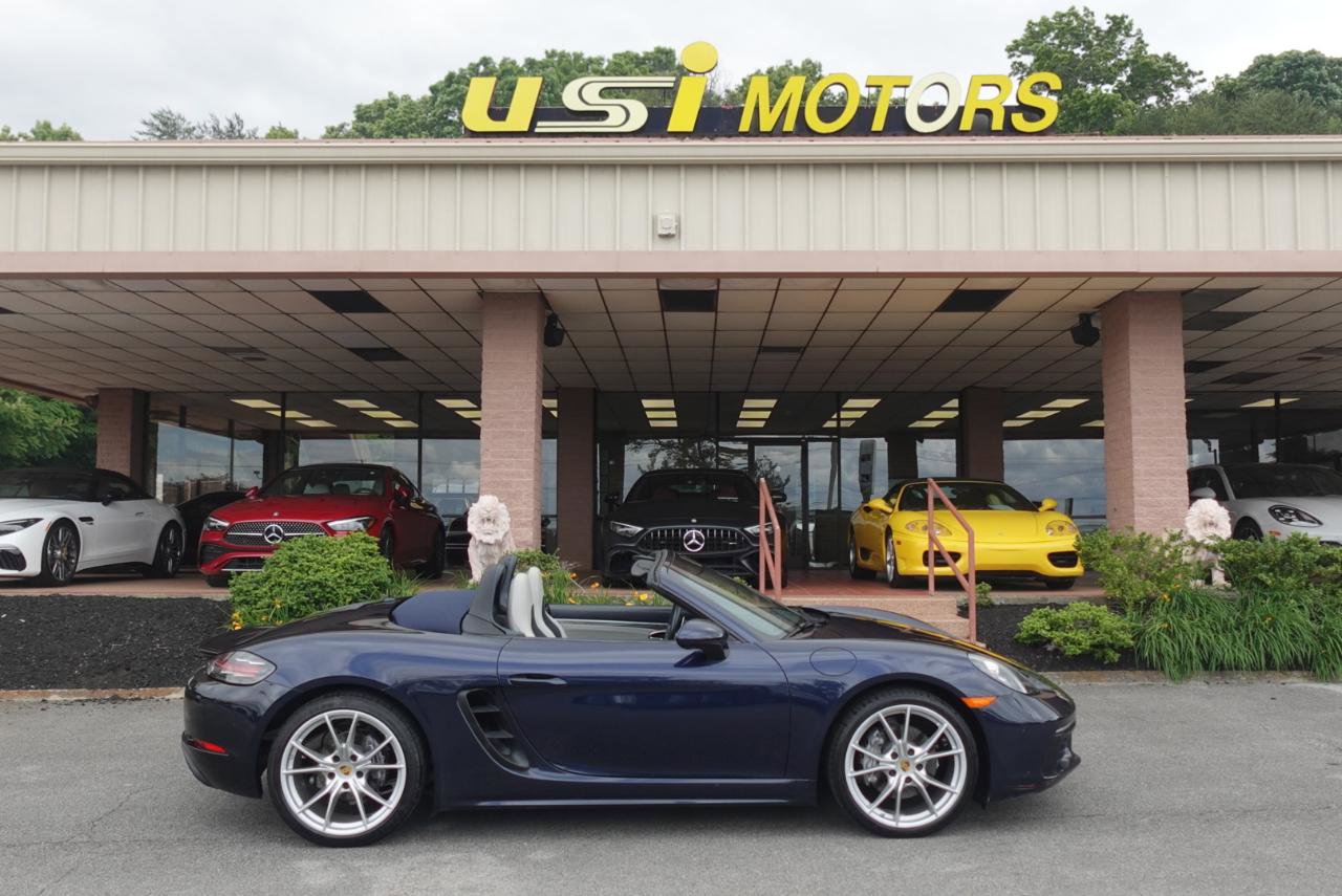 Used 2018 Porsche 718 Boxster RWD image 10