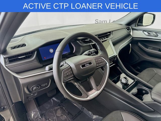 New 2025 Jeep Grand Cherokee L Altitude image 9