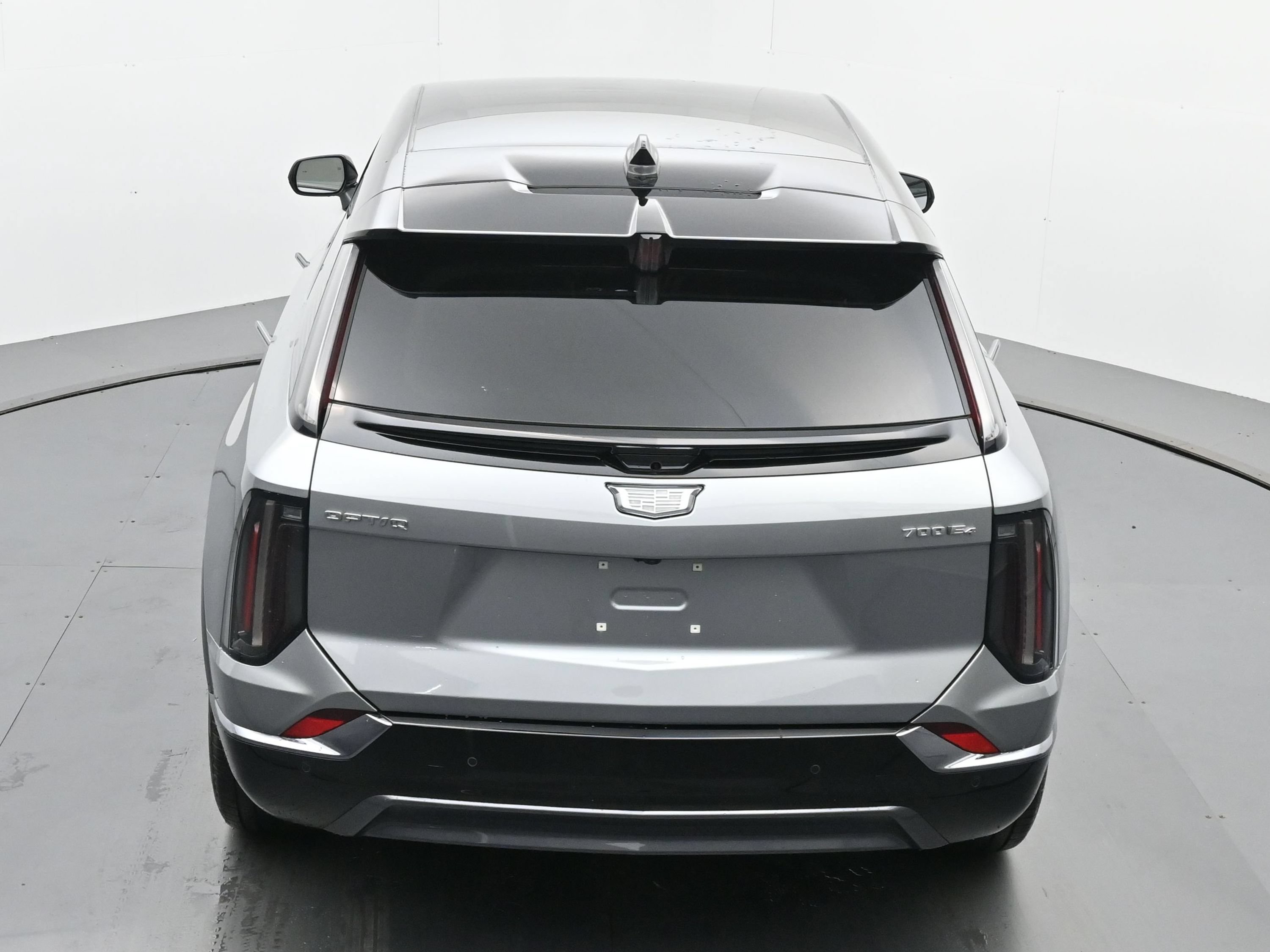 New 2026 Cadillac Optiq Sport 2 w/ LPO, Floor Liner Package AWD/4WD image 26
