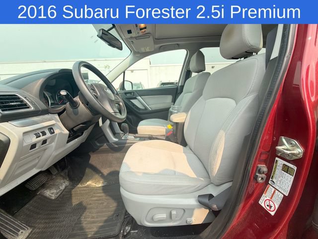 Used 2016 Subaru Forester 2.5i Premium w/ All-Weather Package AWD/4WD image 13