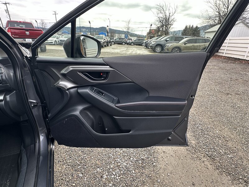 Used 2024 Subaru Impreza 2.0i Sport AWD/4WD image 17