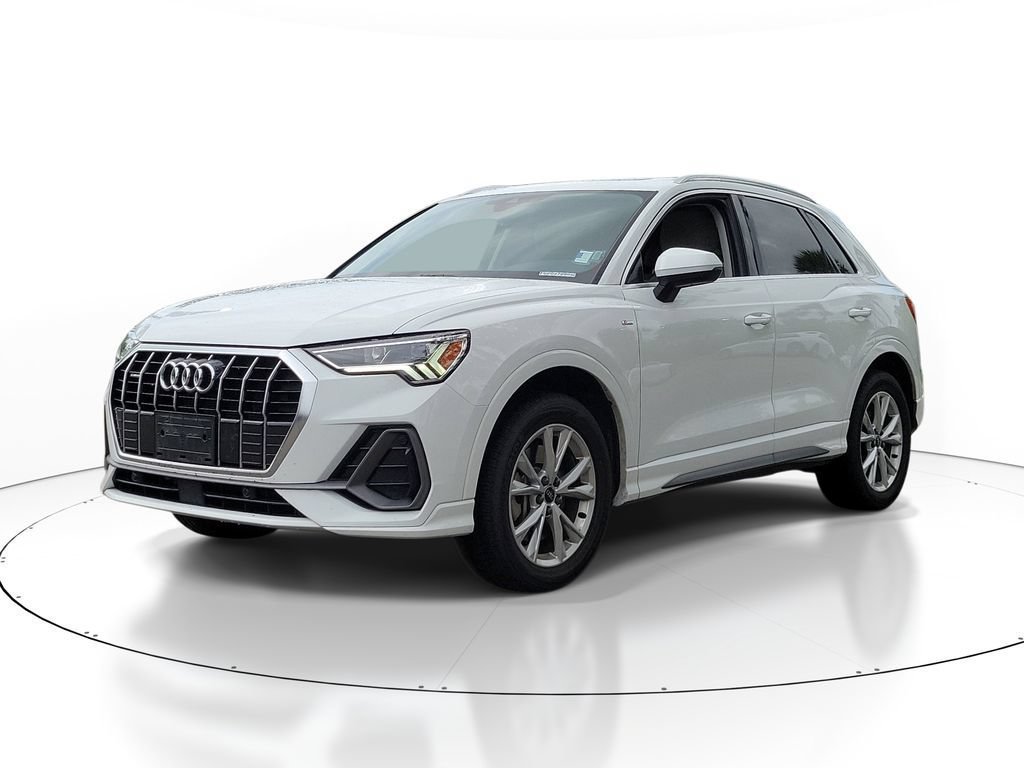 Used 2024 Audi Q3 2.0T Premium AWD/4WD image 9