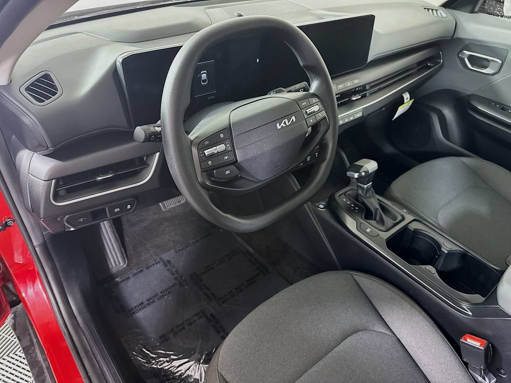 Certified 2025 Kia K4 FWD image 17