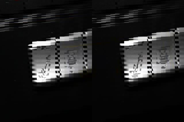 Used 2016 Mercedes-Benz E 350 4MATIC image 19