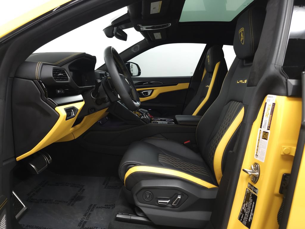 Used 2024 Lamborghini Urus S AWD/4WD image 8