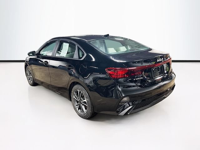 Used 2023 Kia Forte LXS FWD image 5