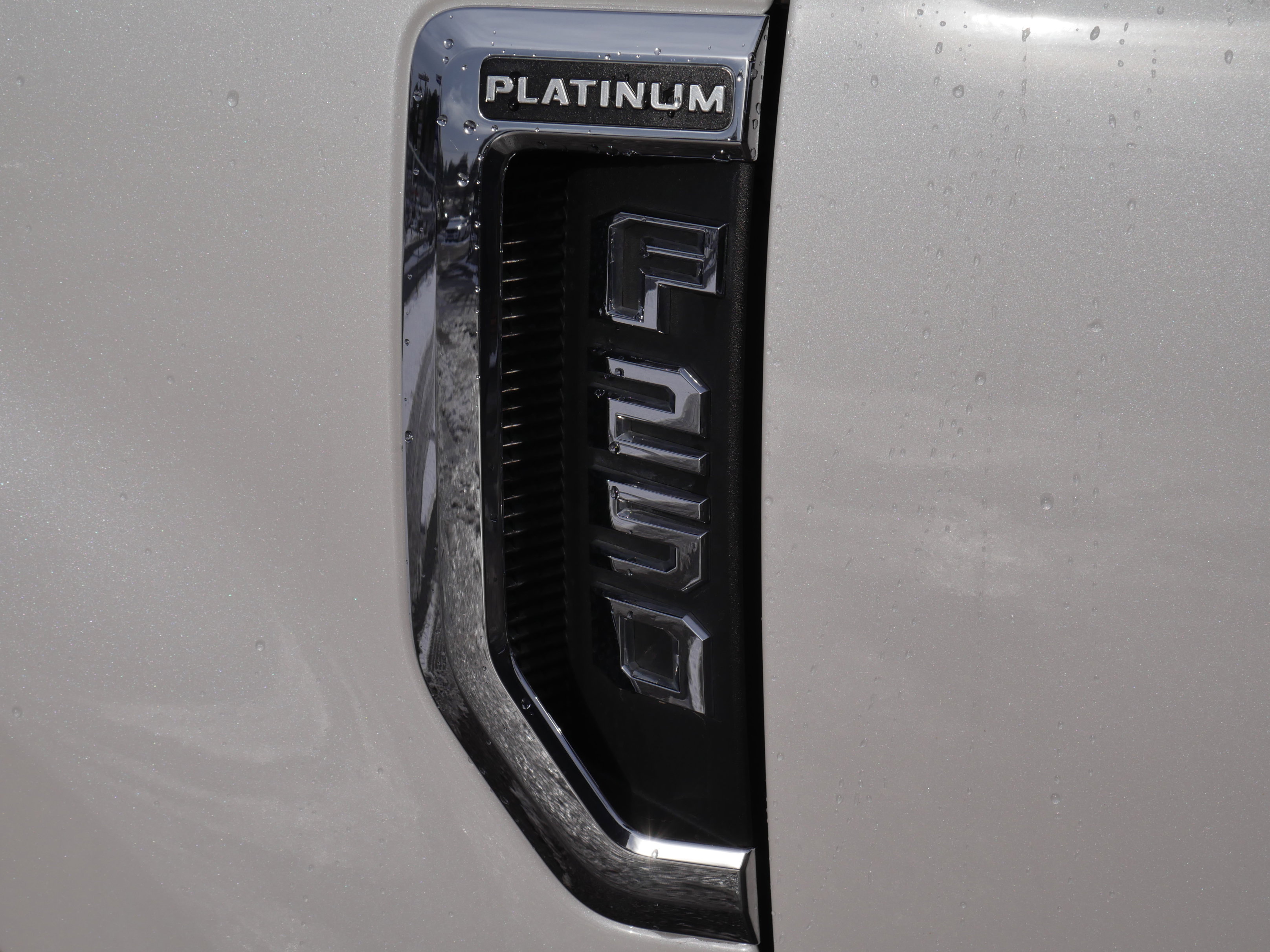 Used 2019 Ford F250 Platinum w/ Platinum Ultimate Package image 20