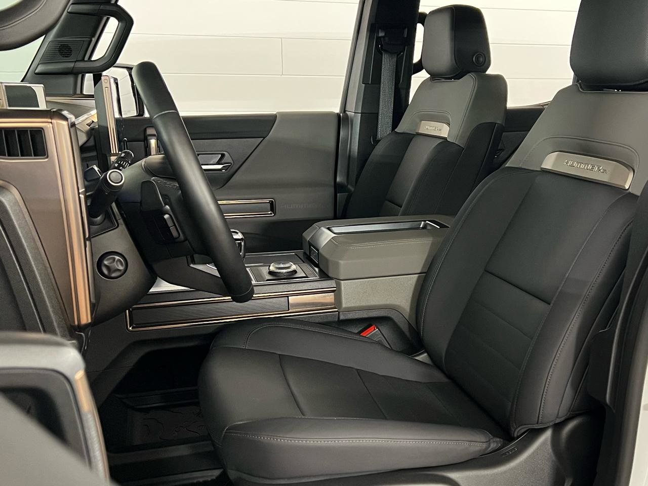 Used 2025 GMC Hummer EV 2X image 12