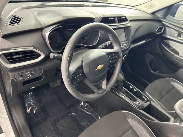 Used 2023 Chevrolet TrailBlazer LS AWD/4WD image 22