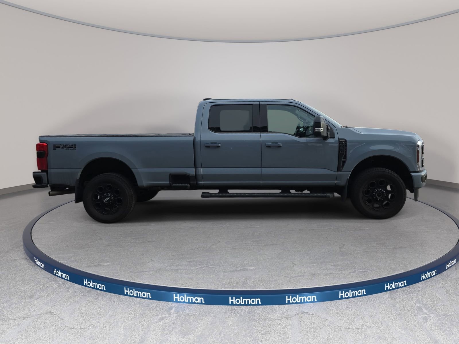 Used 2024 Ford F350 Lariat w/ Black Appearance Package image 5