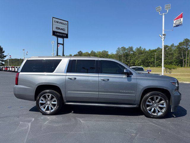 Used 2020 Chevrolet Suburban LT RWD image 2