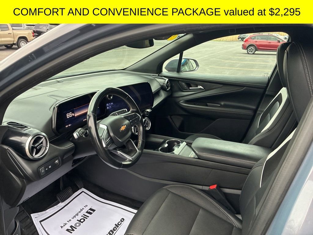 Used 2024 Chevrolet Blazer EV LT AWD/4WD image 3