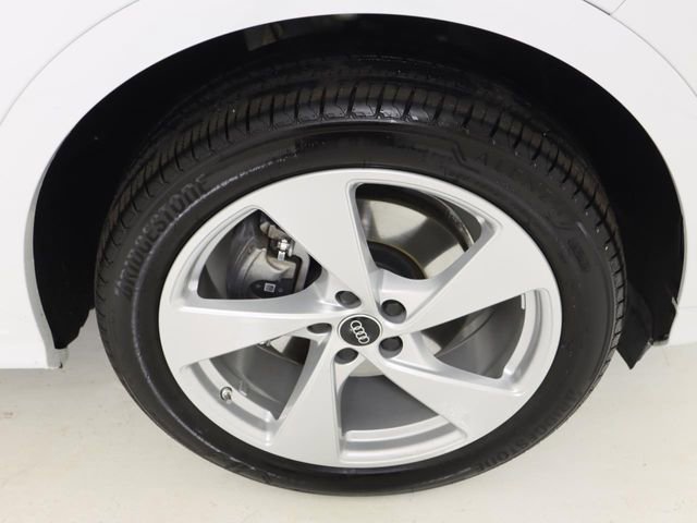 Certified 2025 Audi Q5 Premium Plus w/ Premium Plus image 9