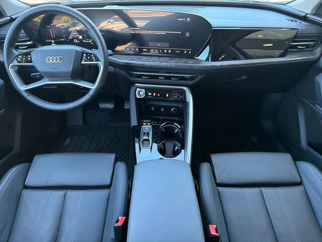 Used 2025 Audi Q5 Premium Plus AWD/4WD image 17
