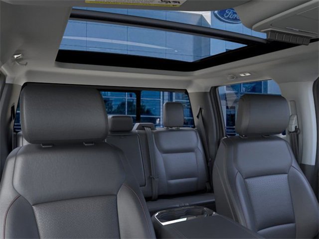 New 2025 Ford F350 Lariat w/ Black Appearance Package image 22