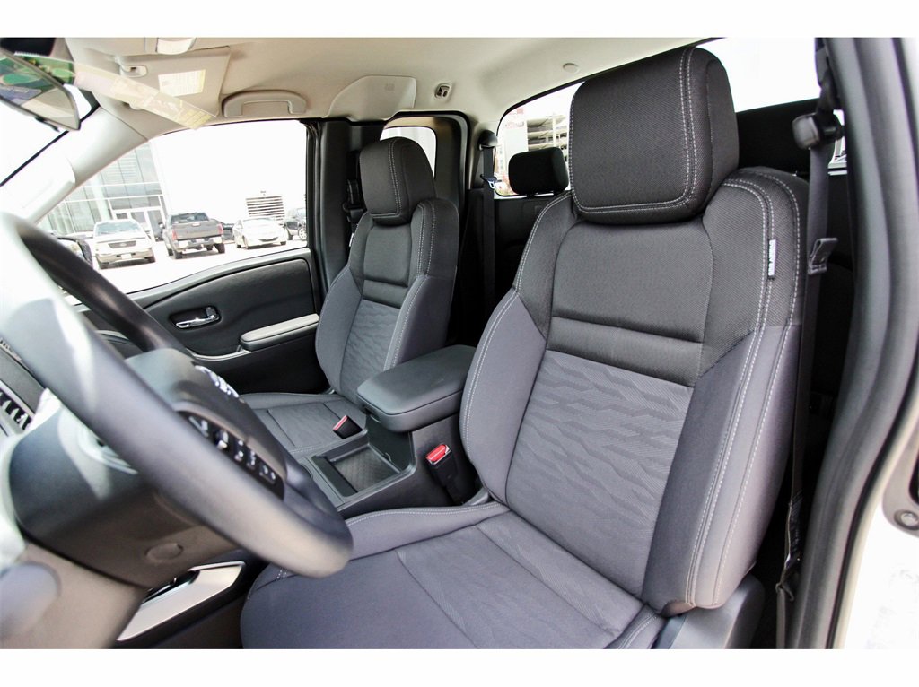 Certified 2024 Nissan Frontier SV w/ Technology Package image 27