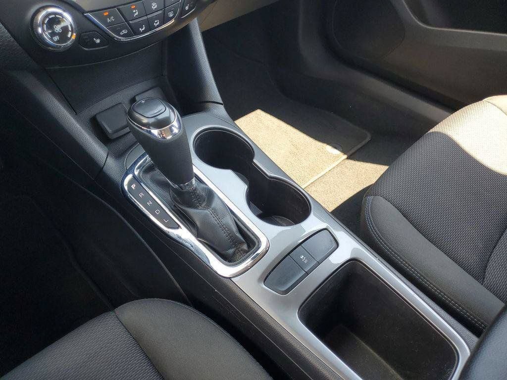 Used 2016 Chevrolet Cruze LT w/ LT Convenience Package FWD image 19