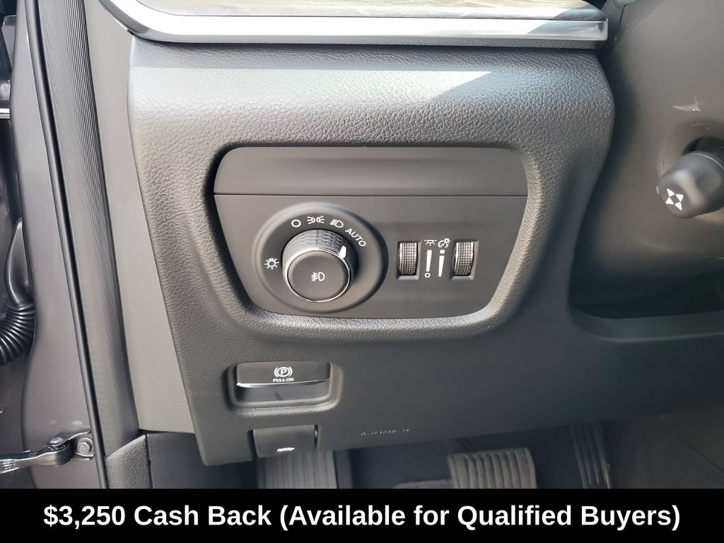 New 2025 Jeep Grand Cherokee Overland w/ Adv Protech Group III AWD/4WD image 38