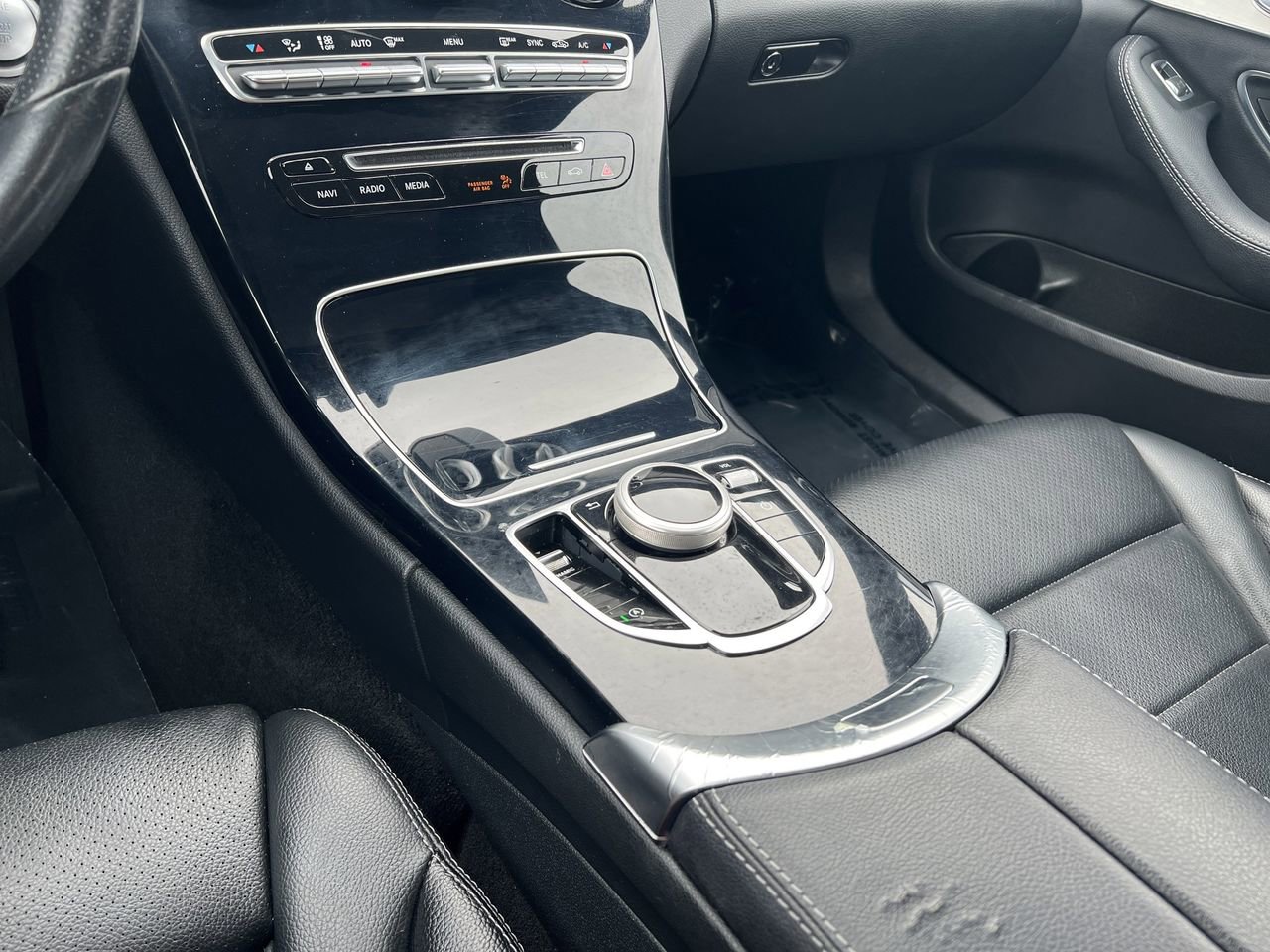 Used 2018 Mercedes-Benz C 300 Sedan image 9