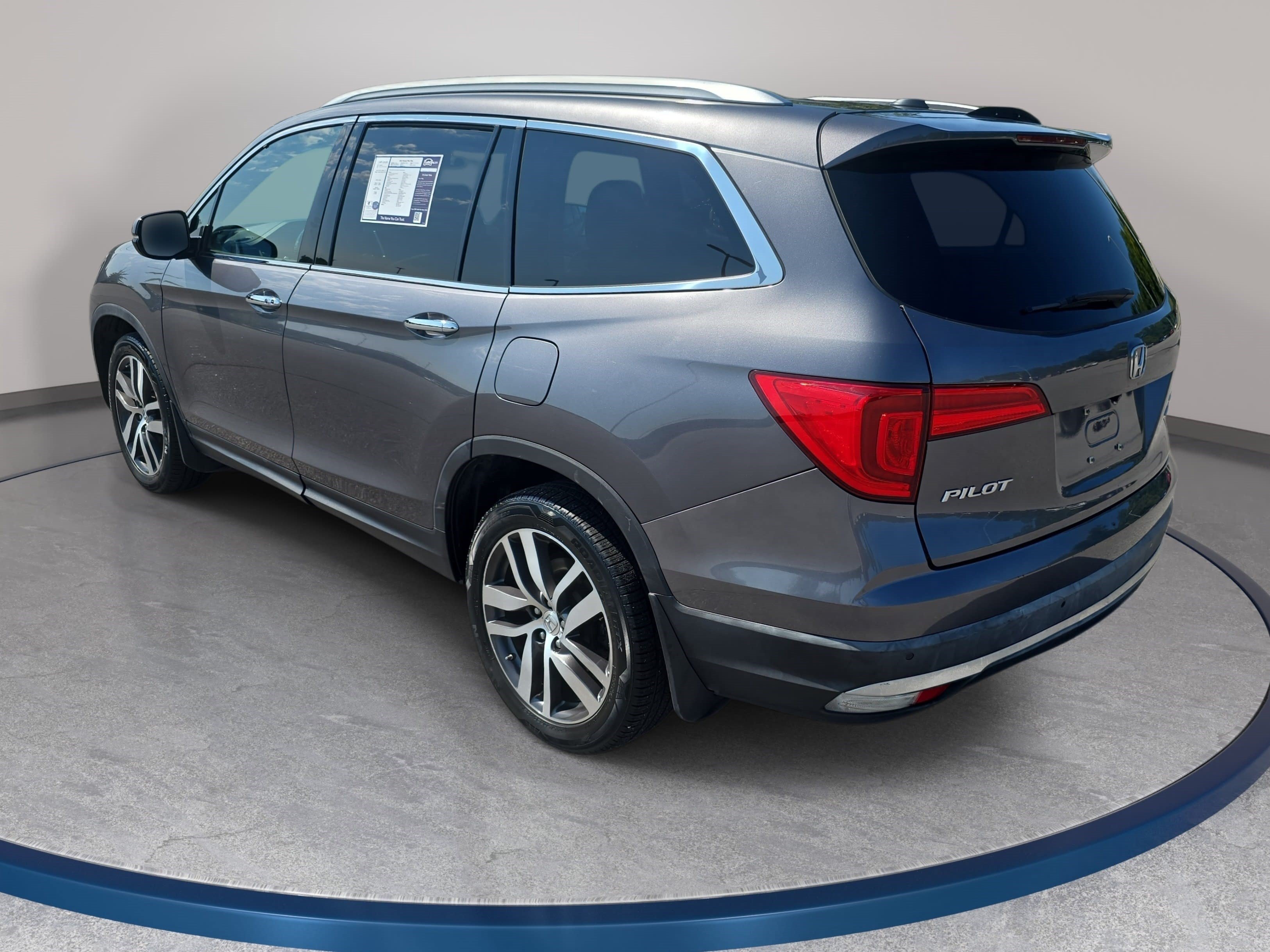 Used 2016 Honda Pilot Elite image 7