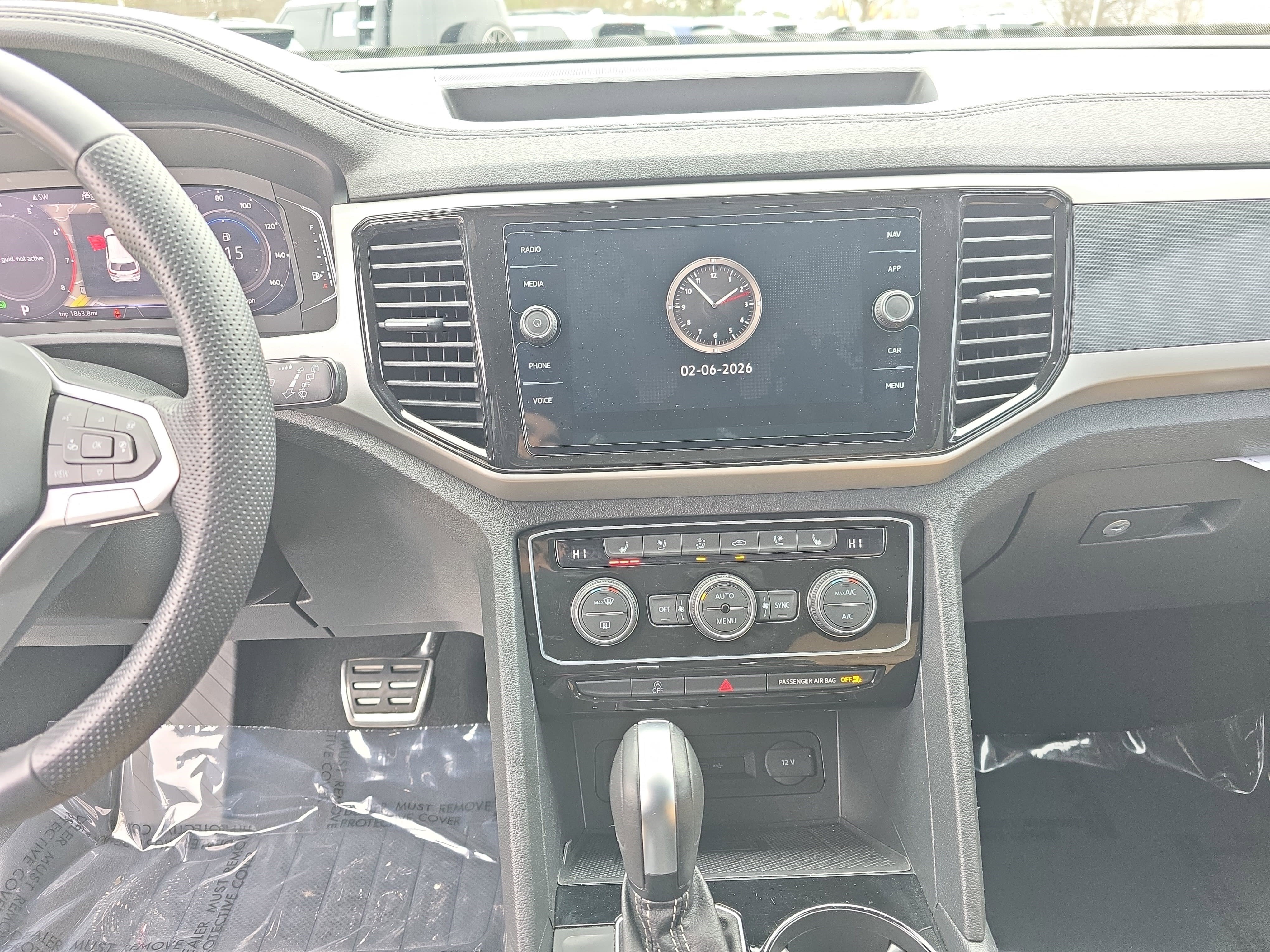 Used 2022 Volkswagen Atlas Cross Sport SEL Premium R-Line image 18